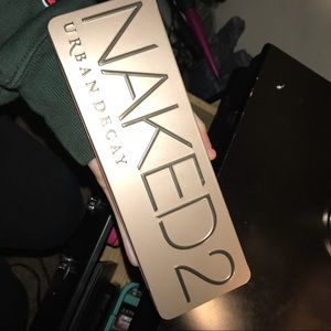 Naked 2 Pallet